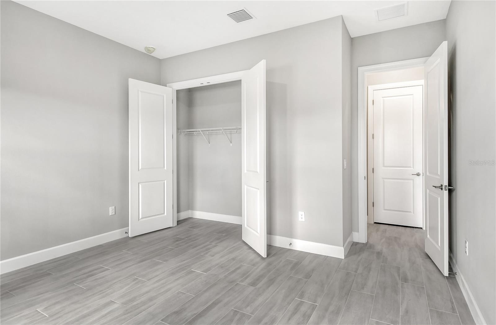 15625 SAN LAZZARO AVE — photo 42