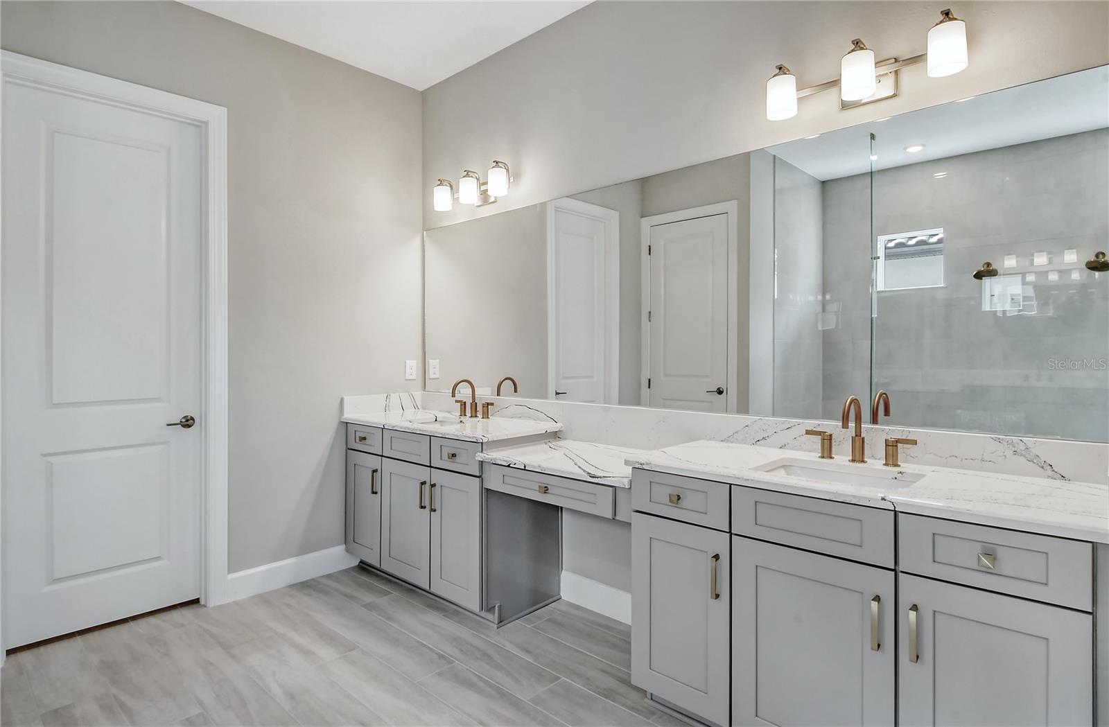 15625 SAN LAZZARO AVE — photo 35