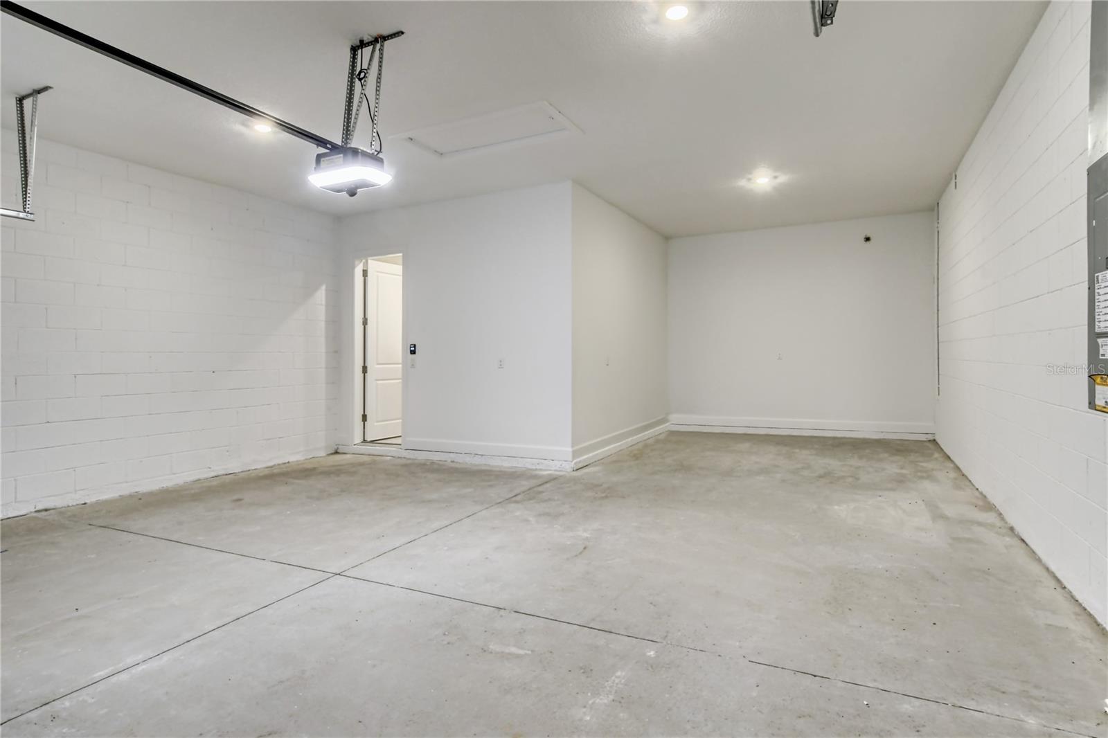 15625 SAN LAZZARO AVE — photo 45