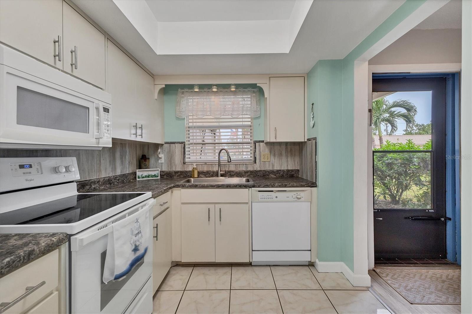 4803 PARK ACRES DR — photo 7