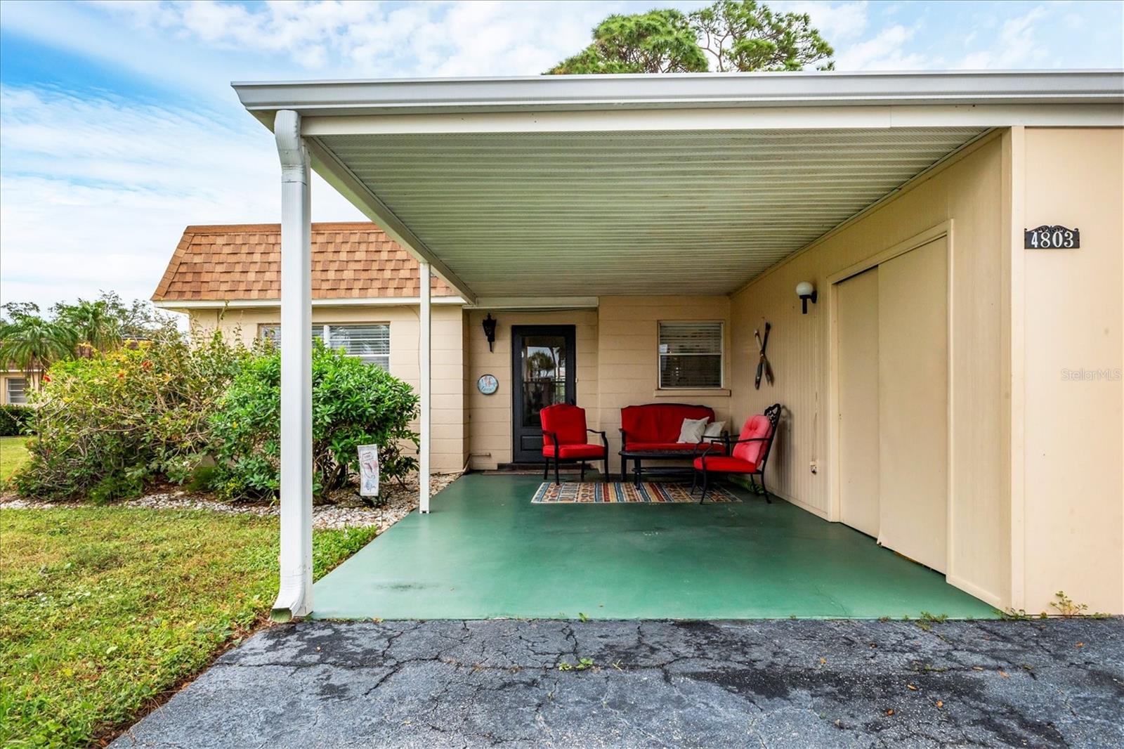 4803 PARK ACRES DR — photo 3