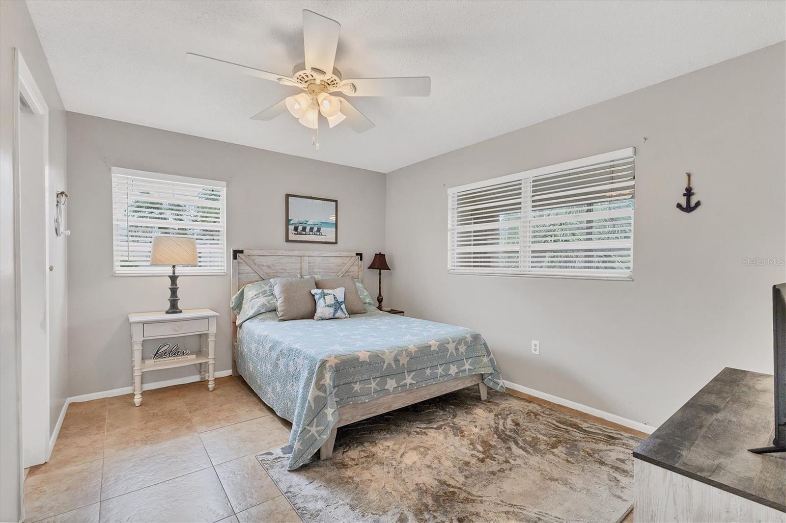 4803 PARK ACRES DR — photo 16