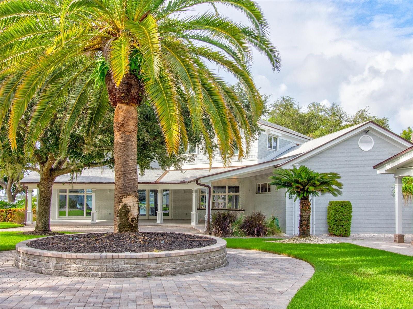 518 RIVERSIDE DR — photo 15