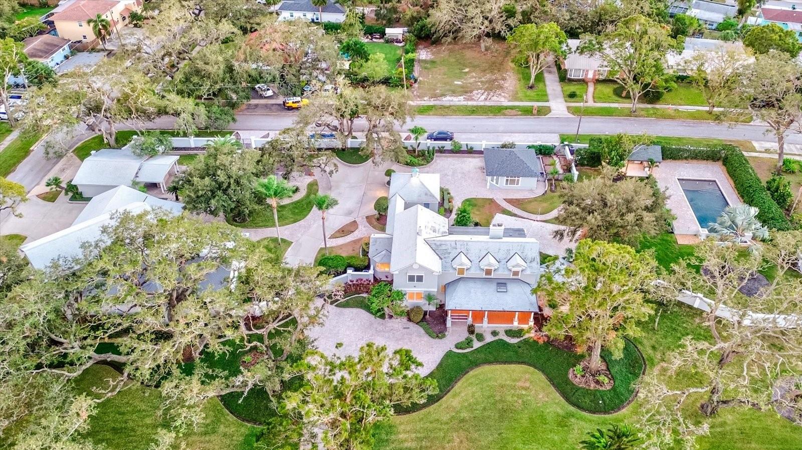 518 RIVERSIDE DR — photo 67