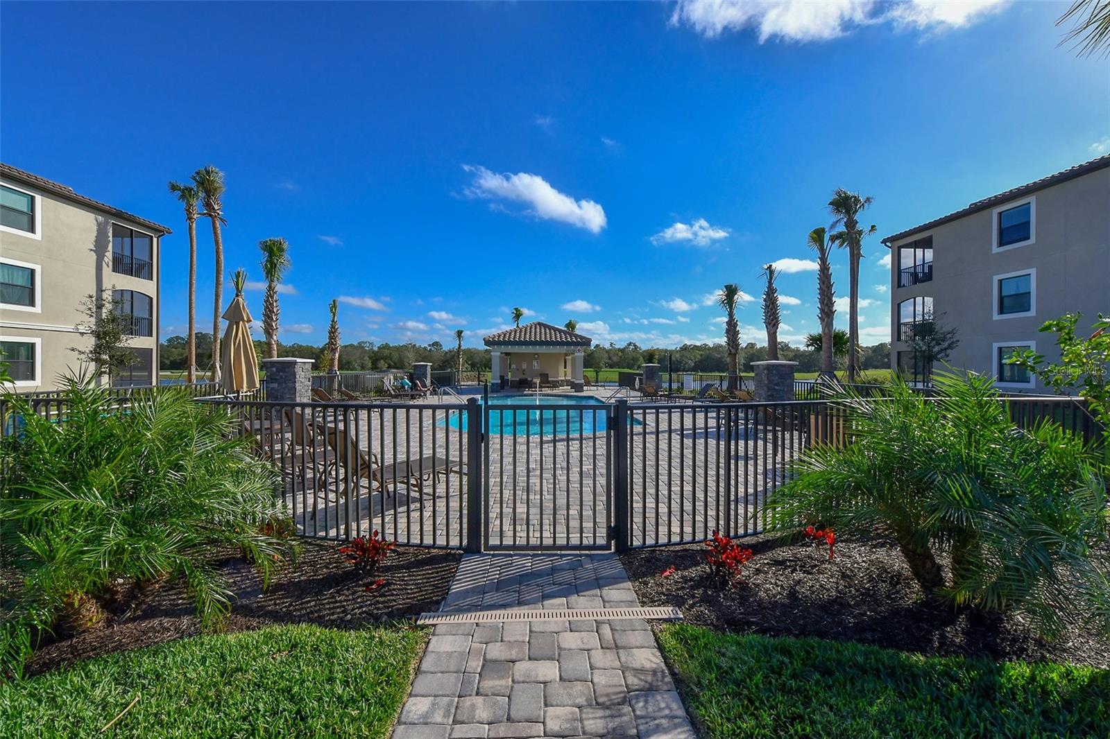 17815 GAWTHROP DR #101 — photo 42