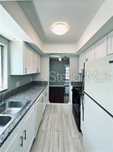 1960 UNION ST #25 — photo 11