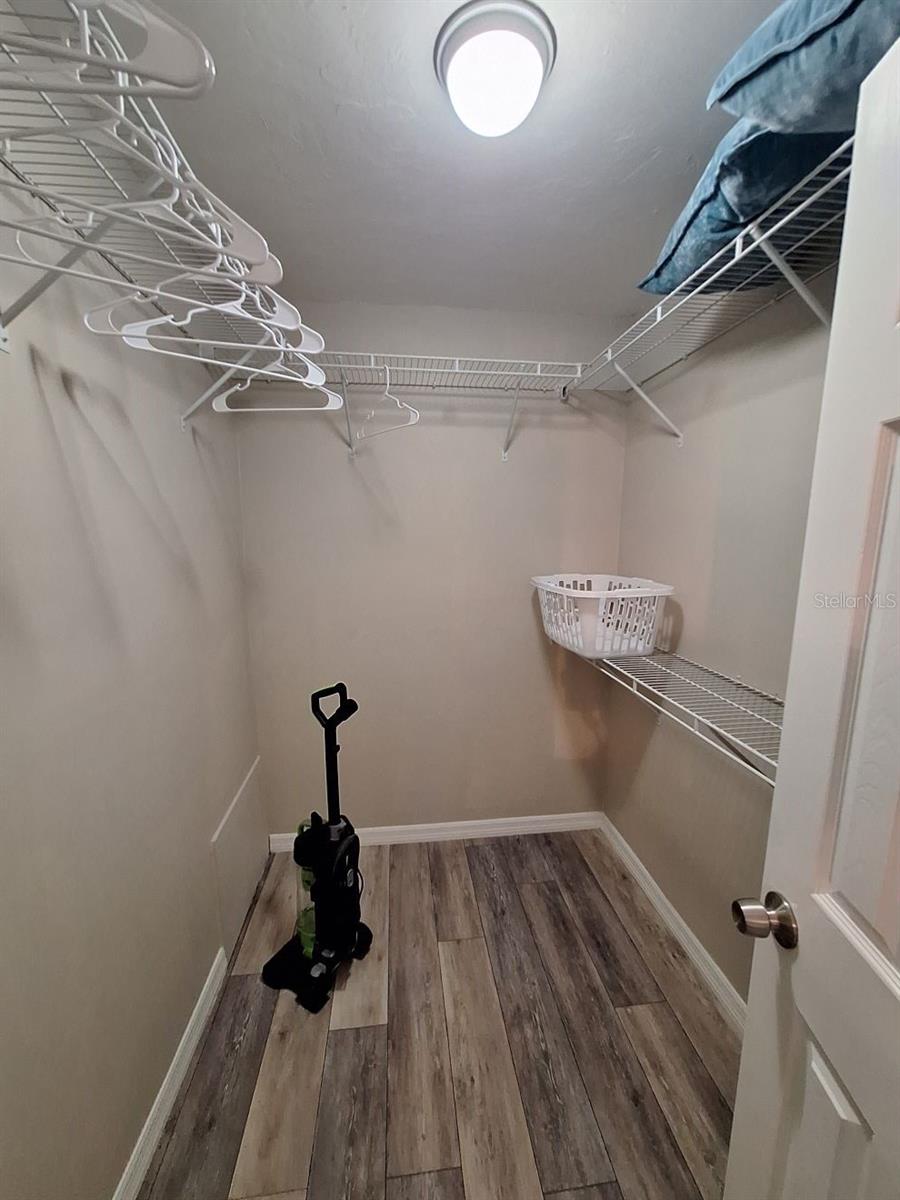 3255 BENEVA RD #102 — photo 11