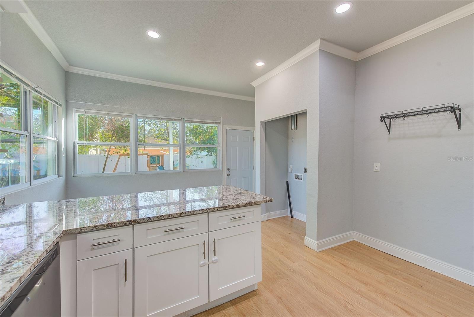 2905 E 21ST AVE — photo 13