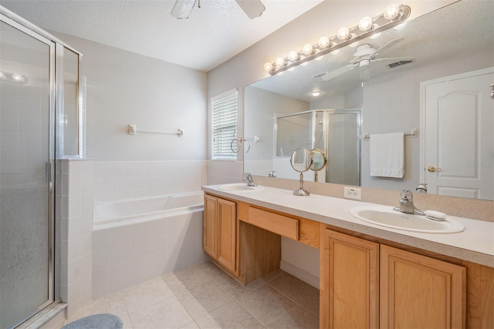 10230 OLD TAMPA BAY DR — photo 24