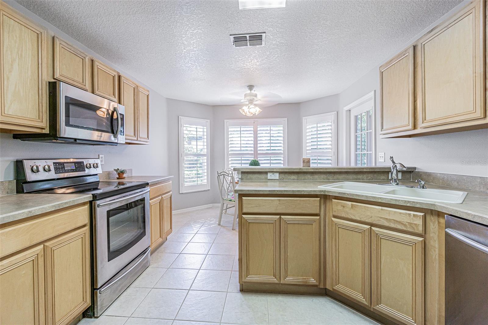 10230 OLD TAMPA BAY DR — photo 22