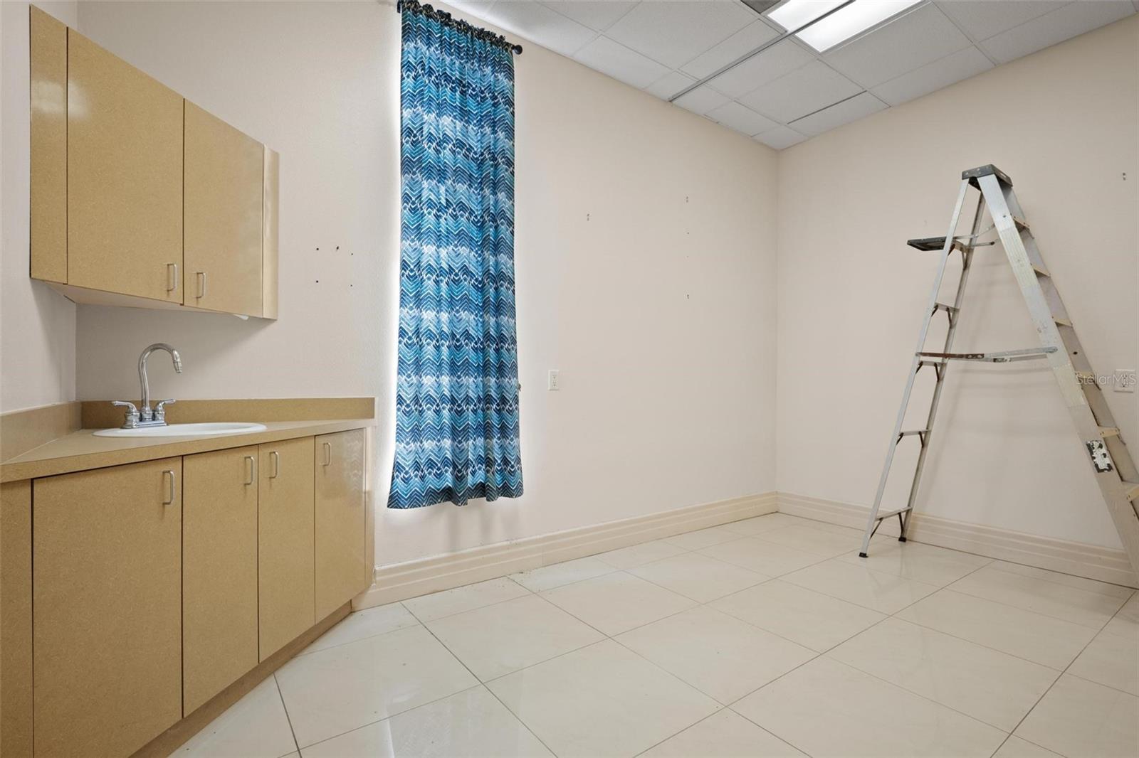 3730 TAMPA RD #3730-B — photo 20