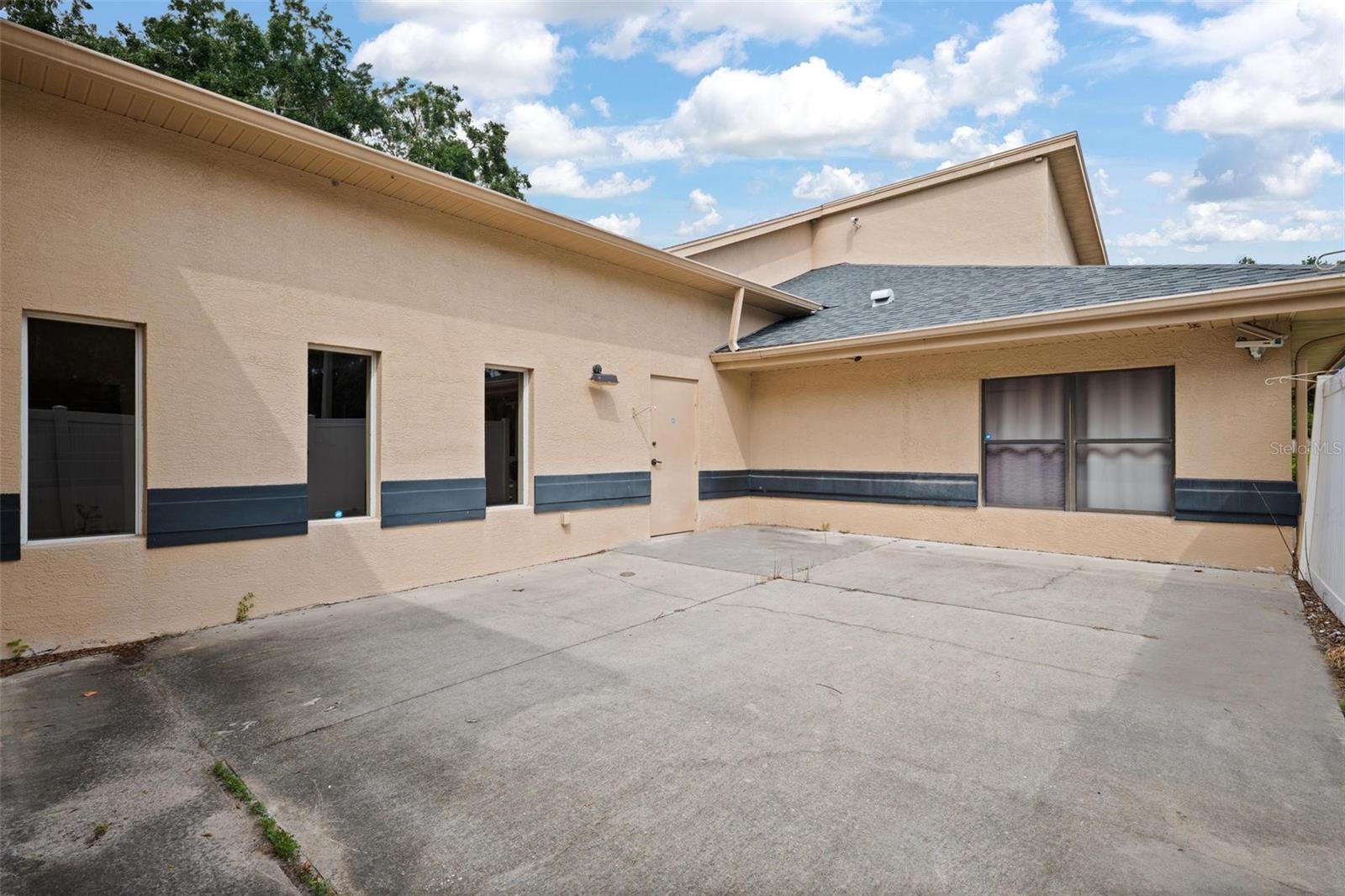 3730 TAMPA RD #3730-B — photo 27