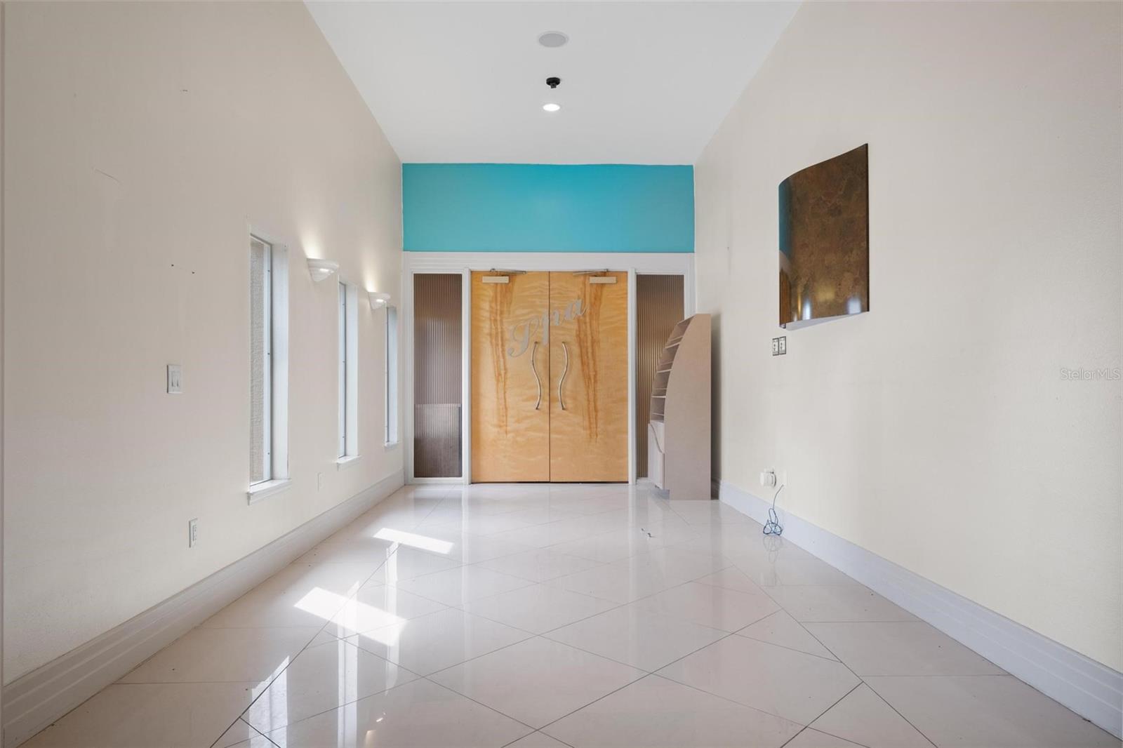 3730 TAMPA RD #3730-B — photo 3