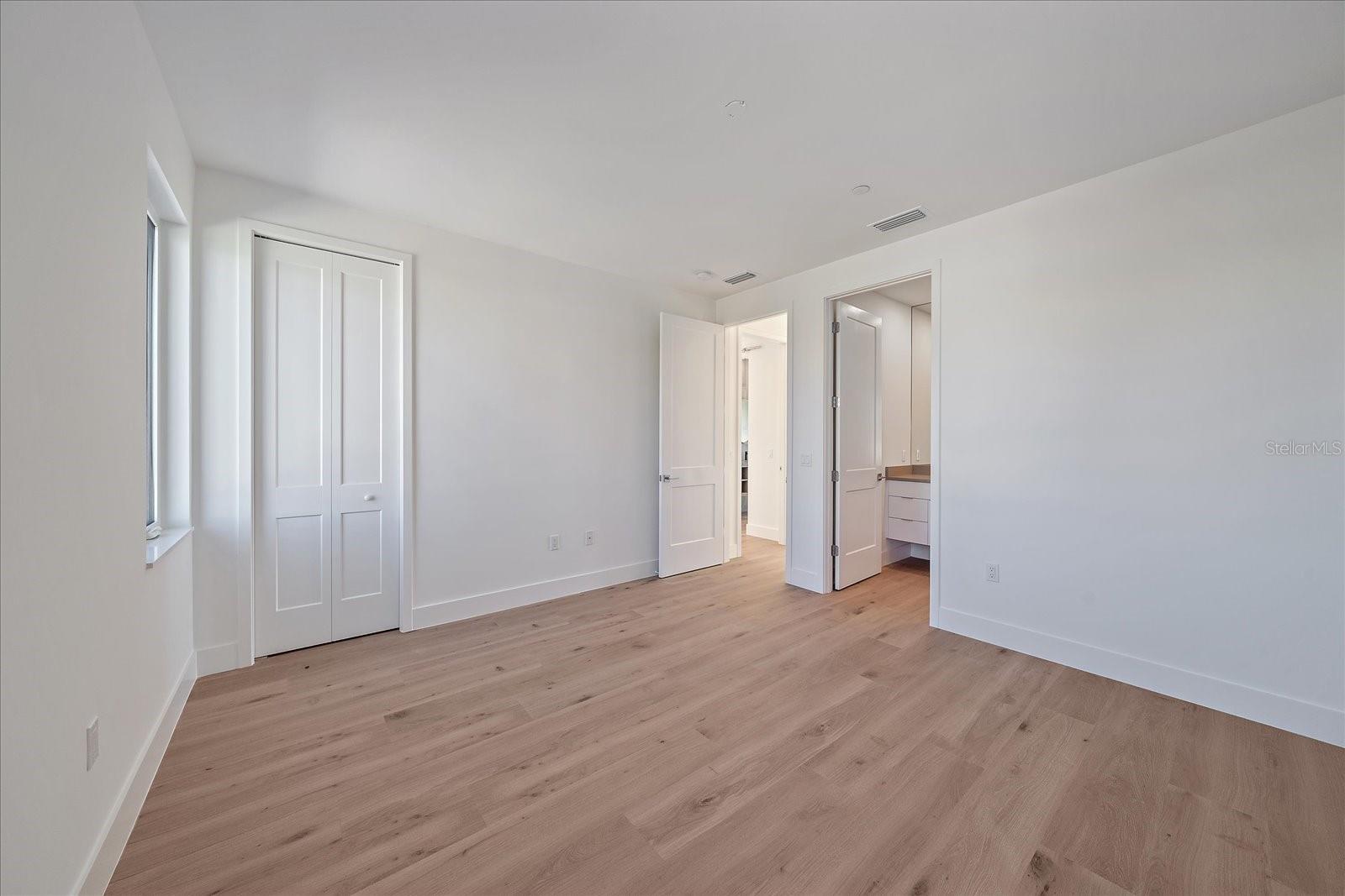 1720 ALDERMAN ST — photo 32