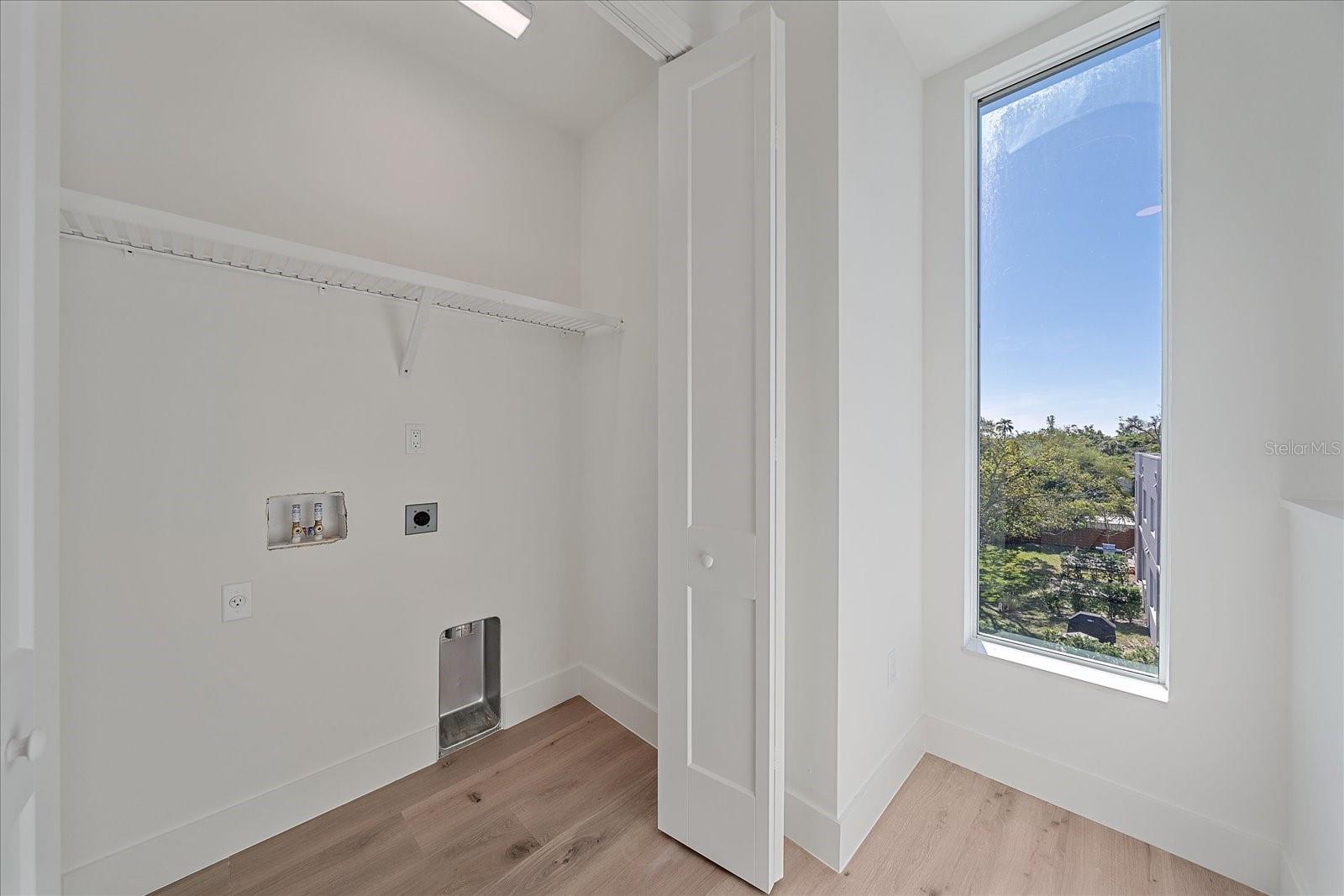 1720 ALDERMAN ST — photo 34
