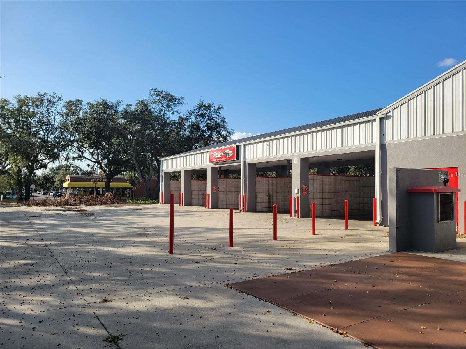 11250 E DR MARTIN LUTHER KING JR BLVD — photo 2