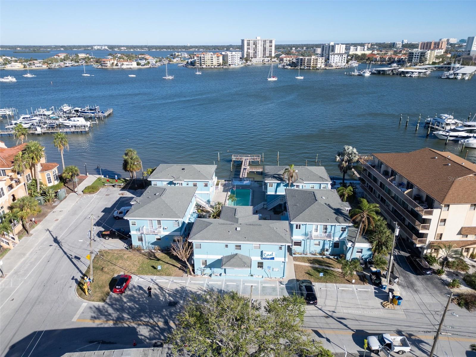 483 E SHORE DR #D3 — photo 30