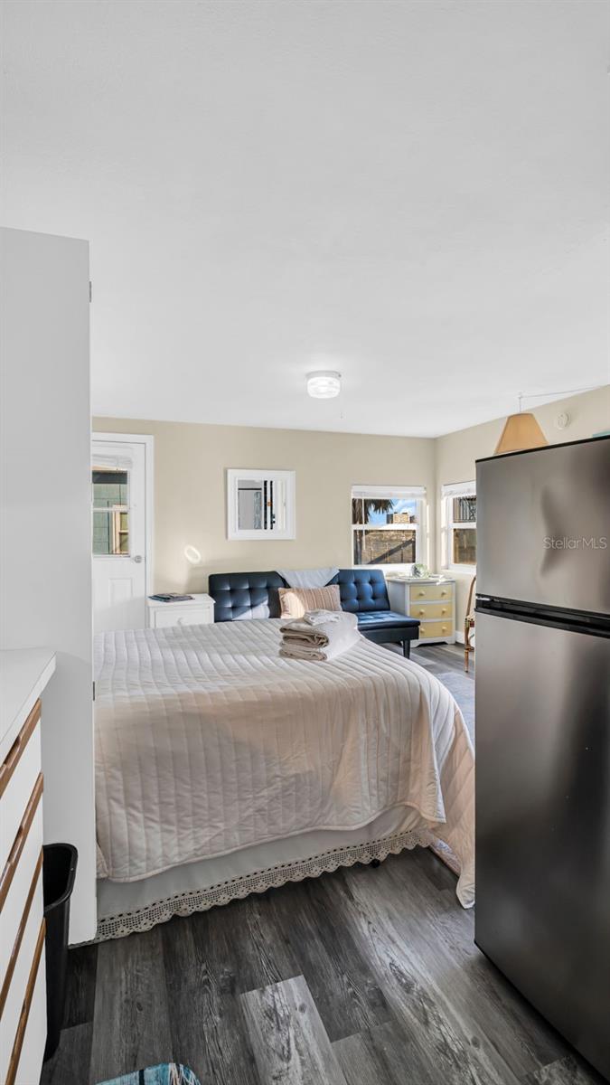 483 E SHORE DR #D3 — photo 11