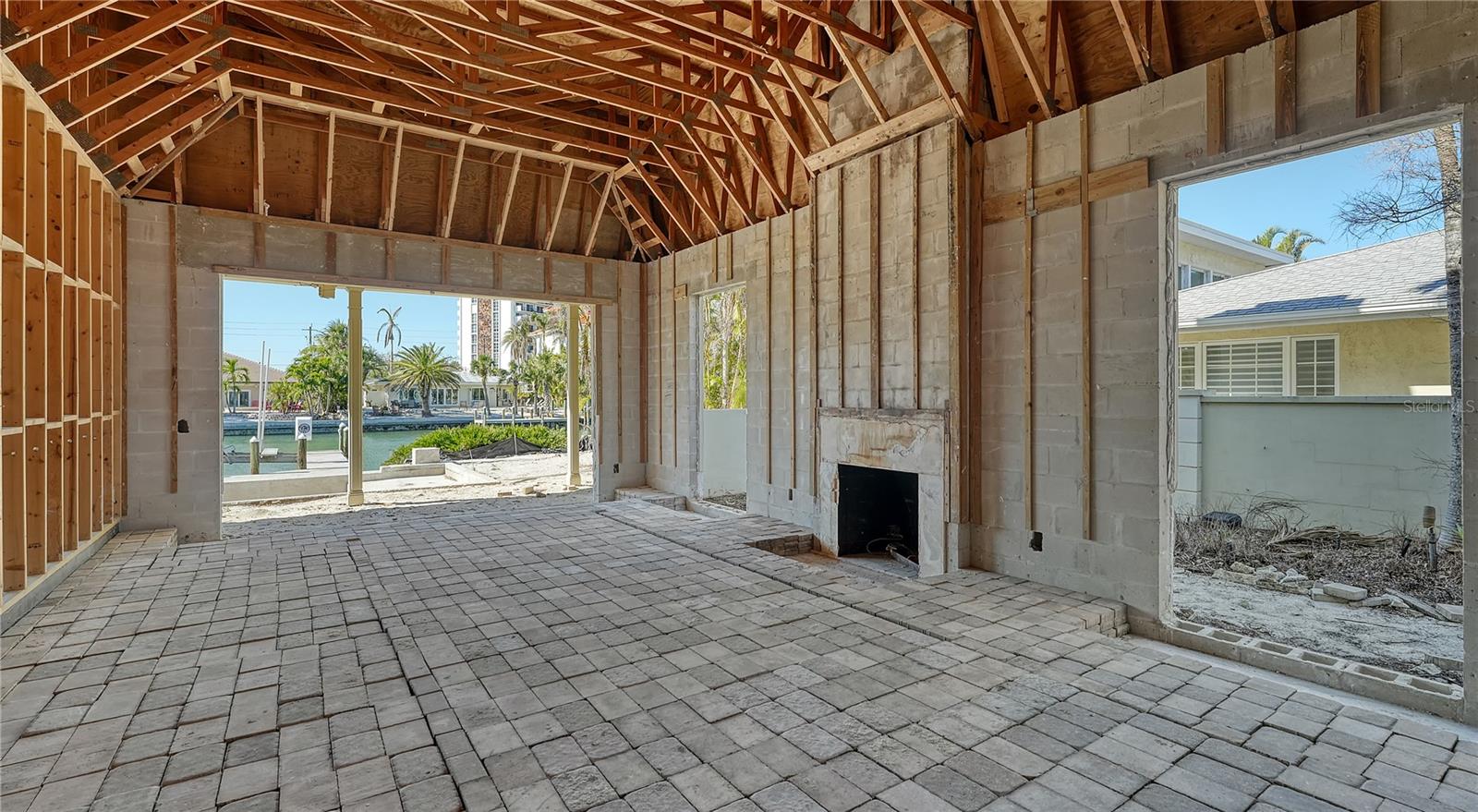 515 S WASHINGTON DR — photo 18