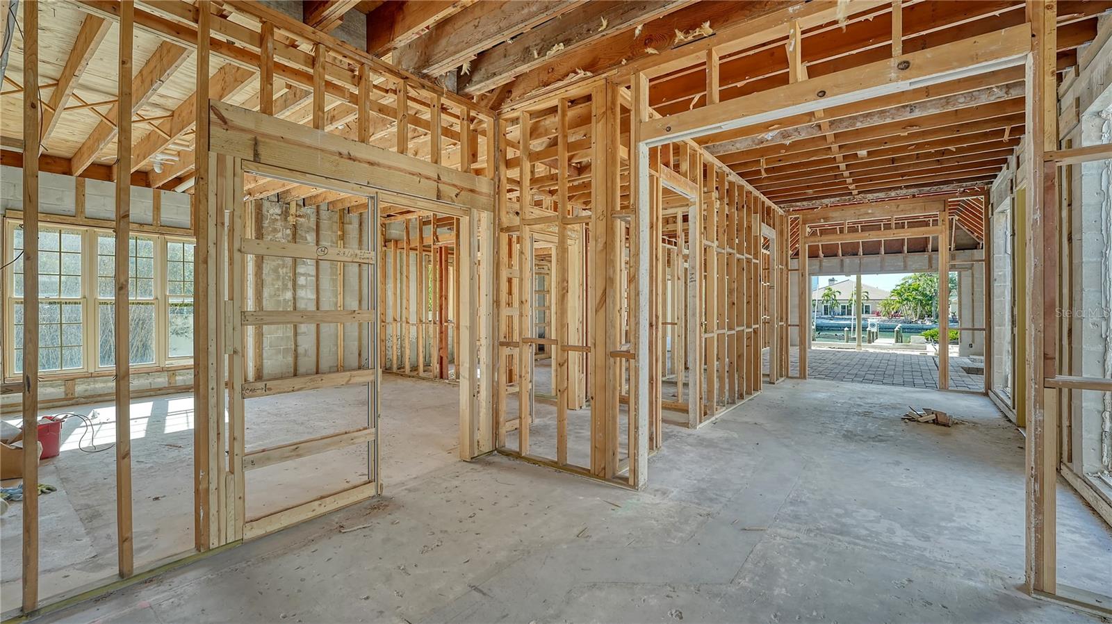 515 S WASHINGTON DR — photo 16