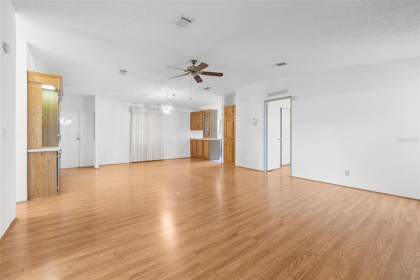 34124 ESTATES LN — photo 16