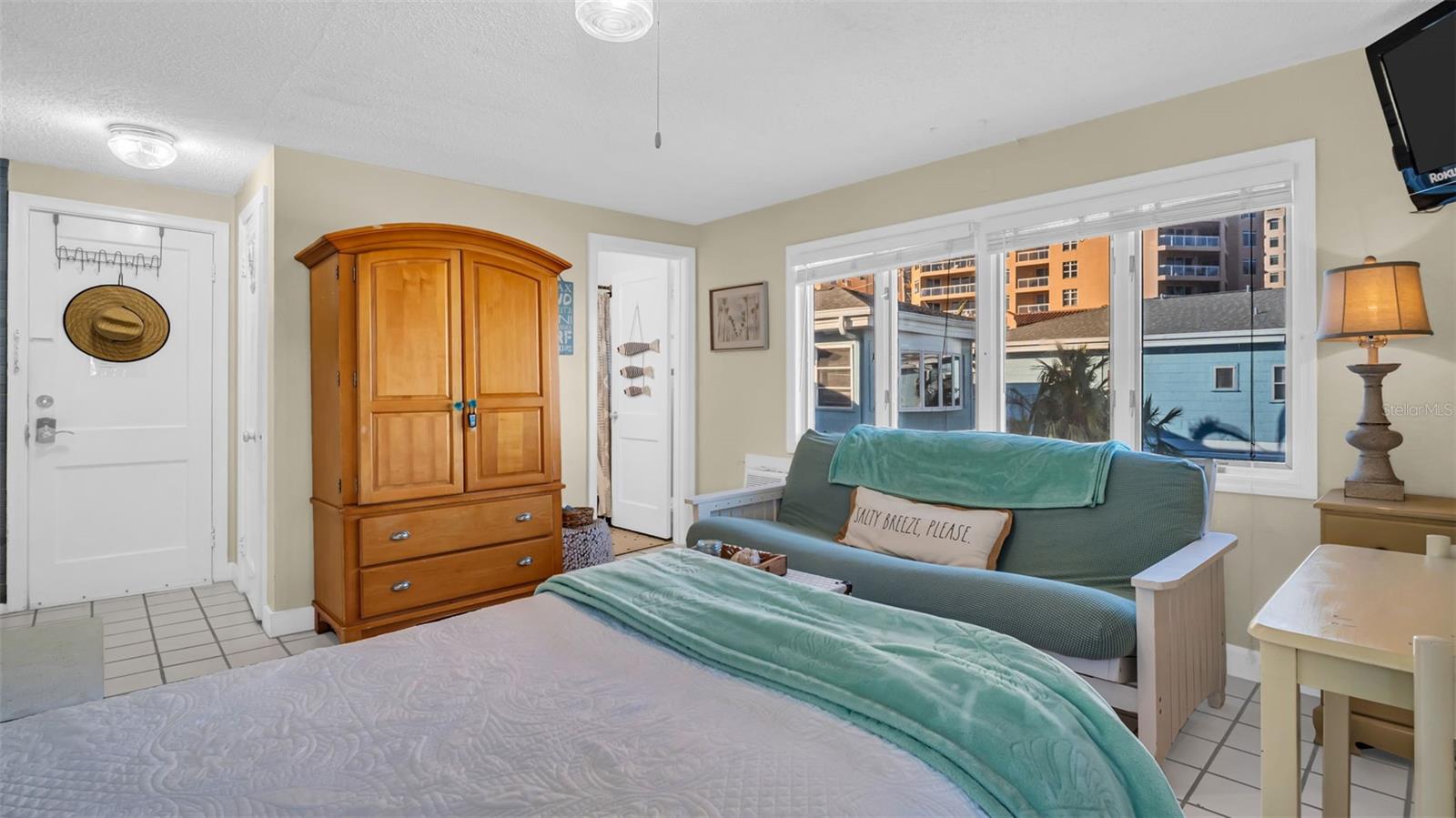 483 E SHORE DR #D4 — photo 4