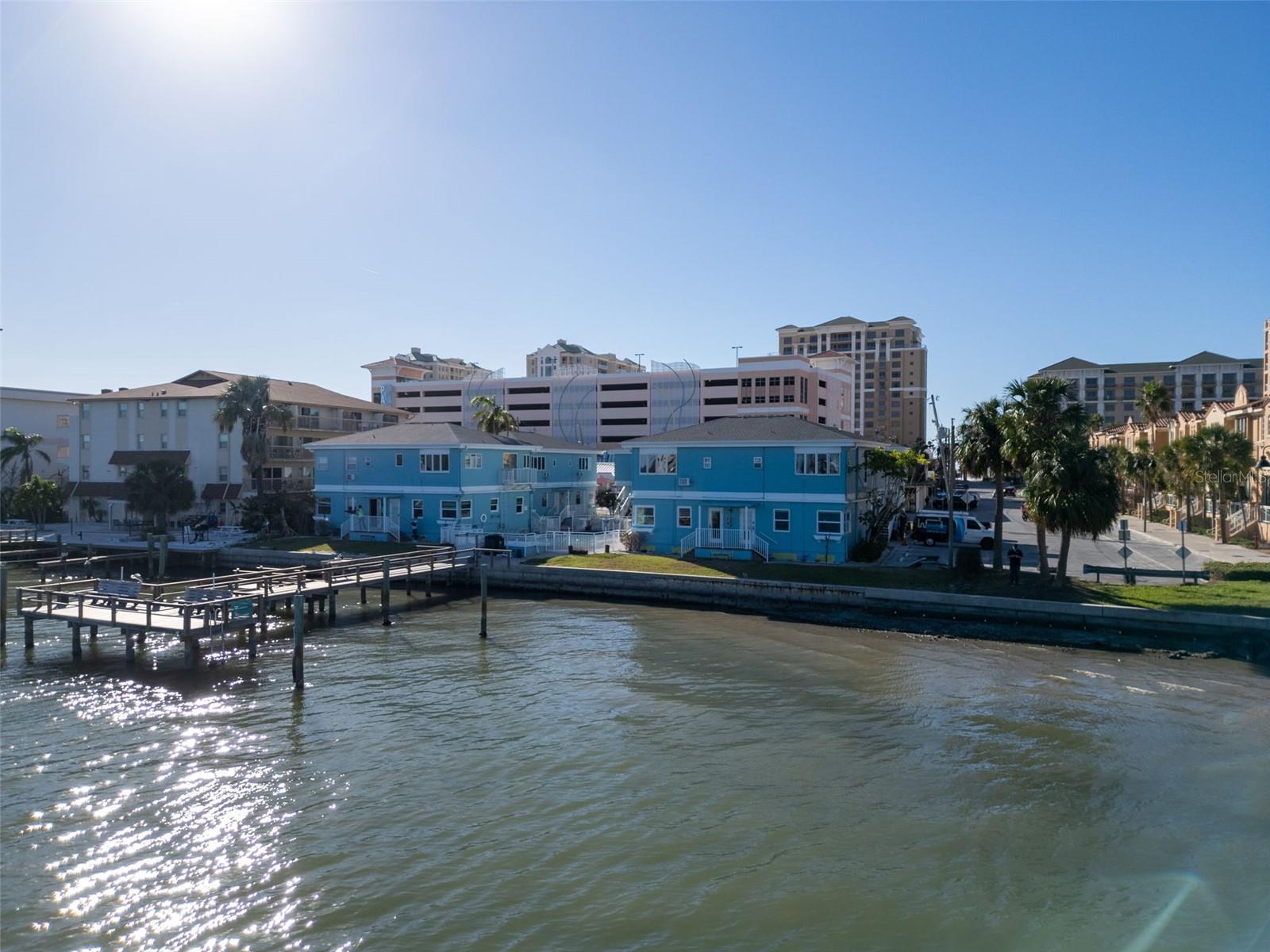 483 E SHORE DR #D4 — photo 16