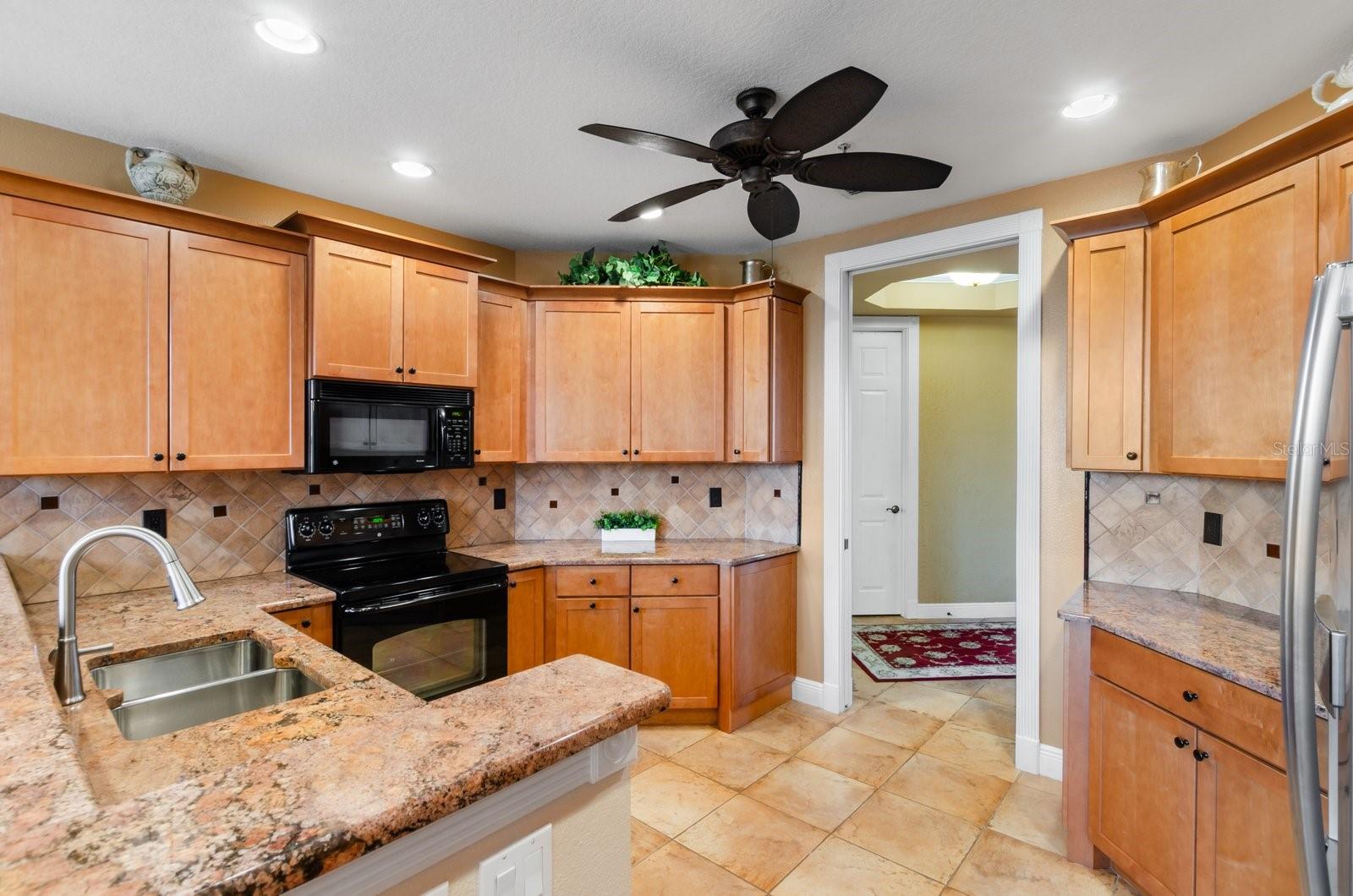 5209 MANORWOOD DR #3A — photo 15