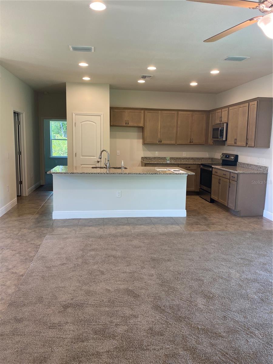 1828 SPANIEL AVE — photo 9