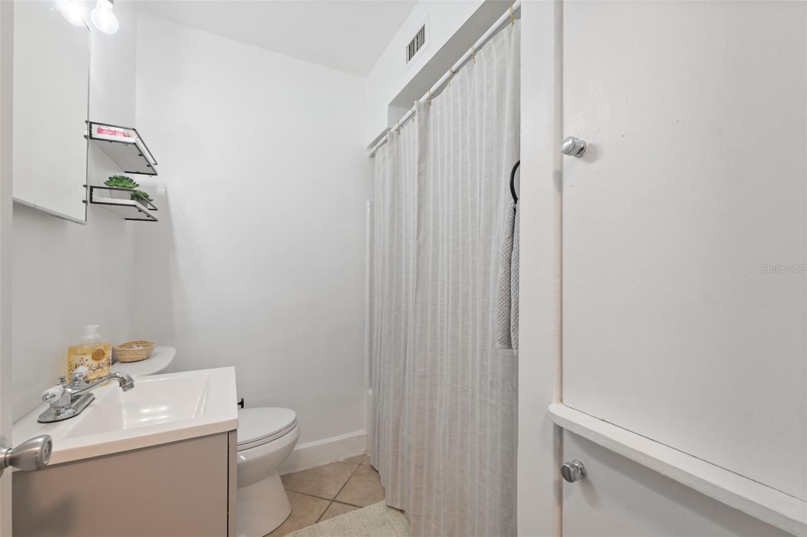3918 W FIG ST — photo 26