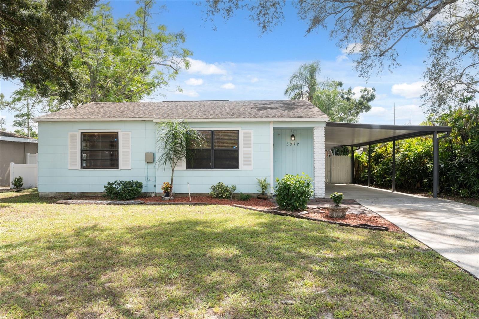 3918 W FIG ST — photo 2
