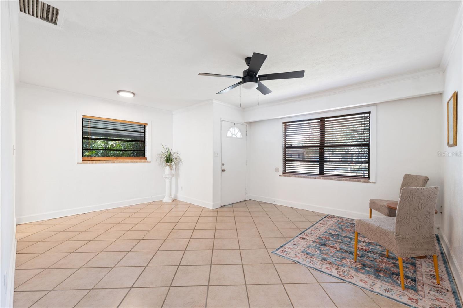 3918 W FIG ST — photo 6