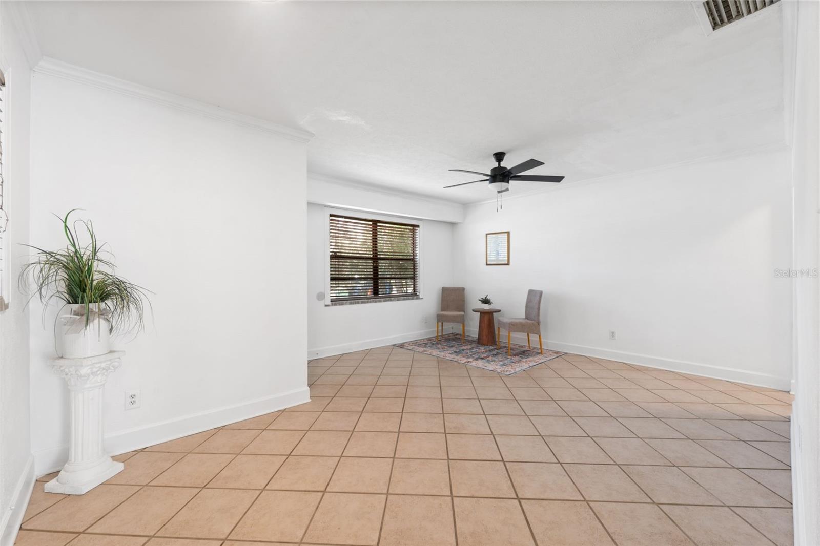3918 W FIG ST — photo 5