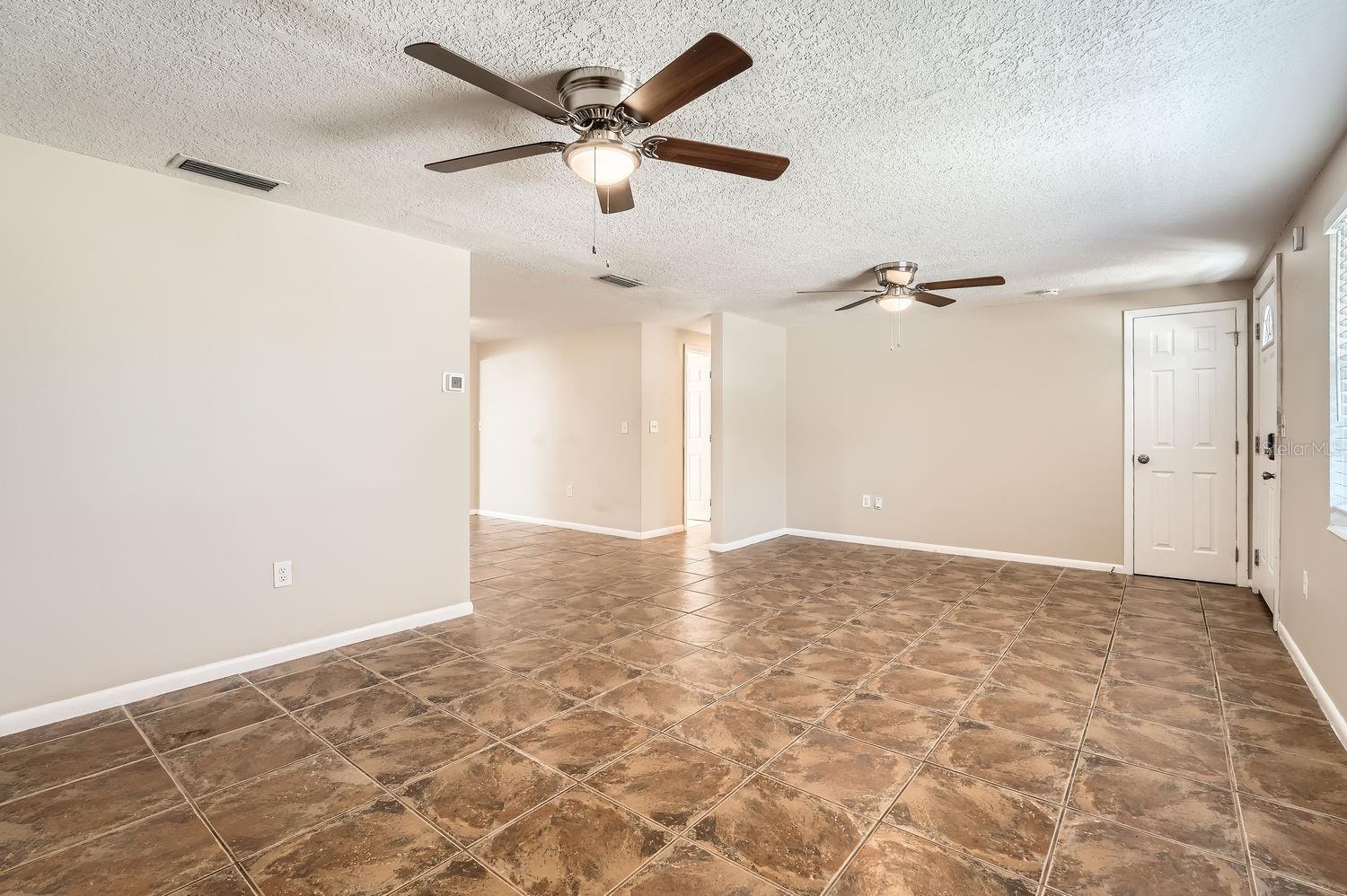 5023 THAMES DR — photo 3