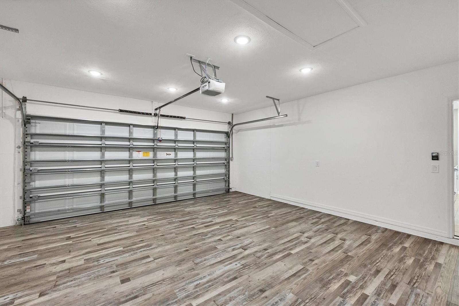 2179 W PRICE BLVD — photo 29