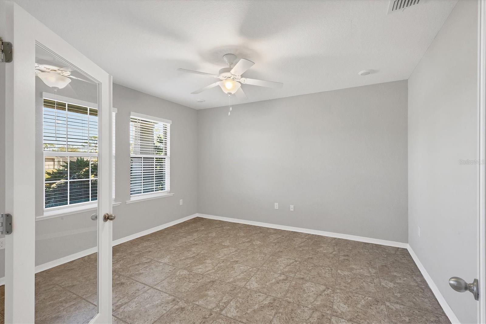 2179 W PRICE BLVD — photo 16