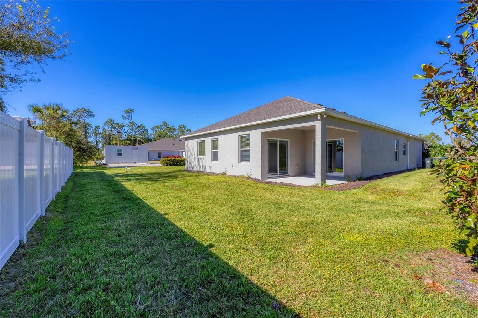 2179 W PRICE BLVD — photo 34