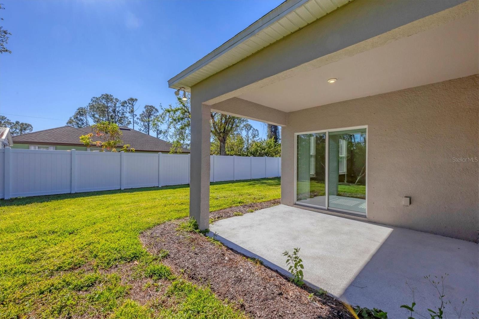 2179 W PRICE BLVD — photo 31