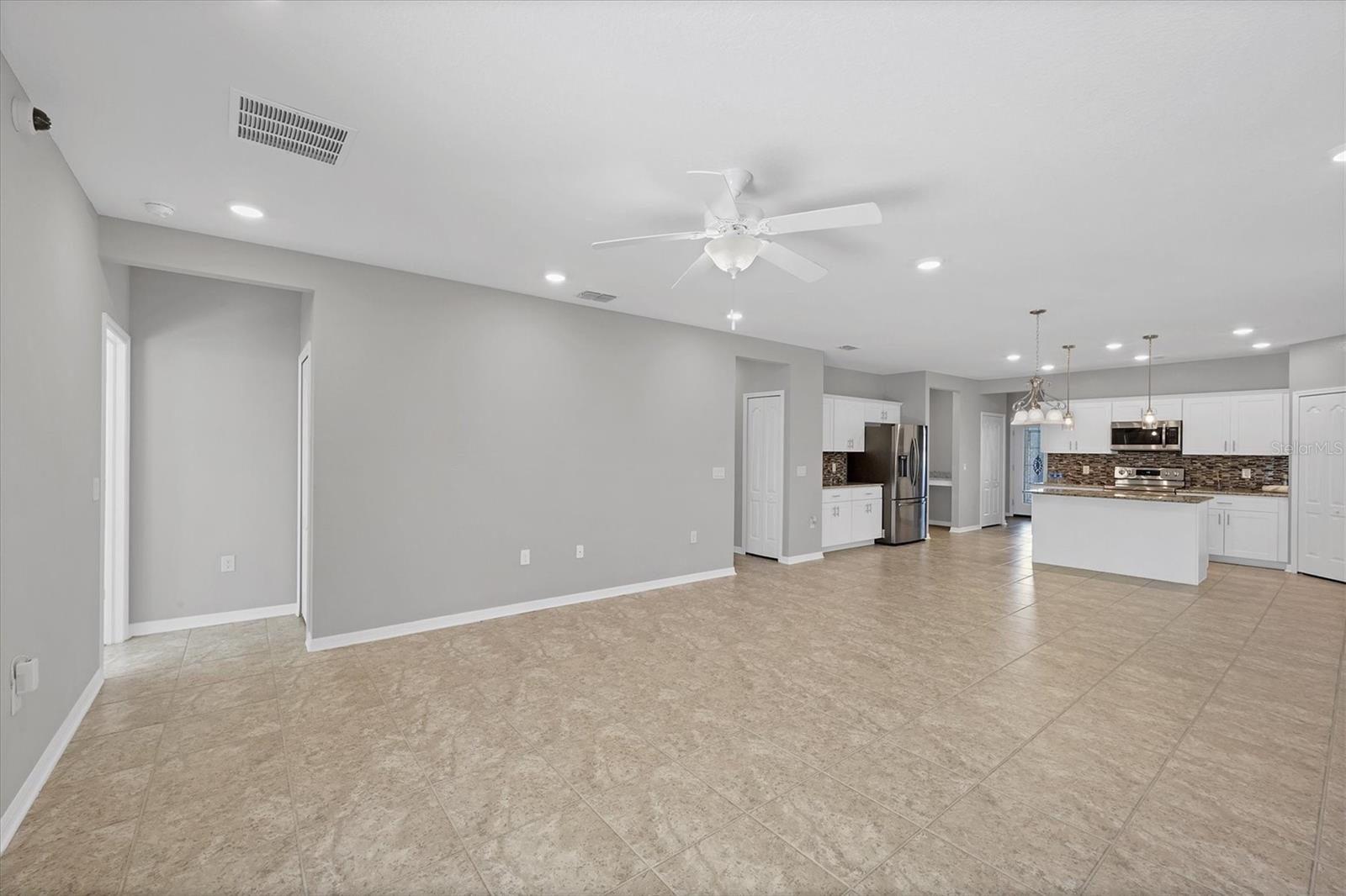 2179 W PRICE BLVD — photo 12