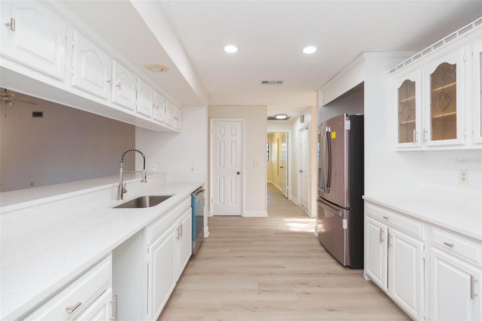 937 BUNKER VIEW DR — photo 23