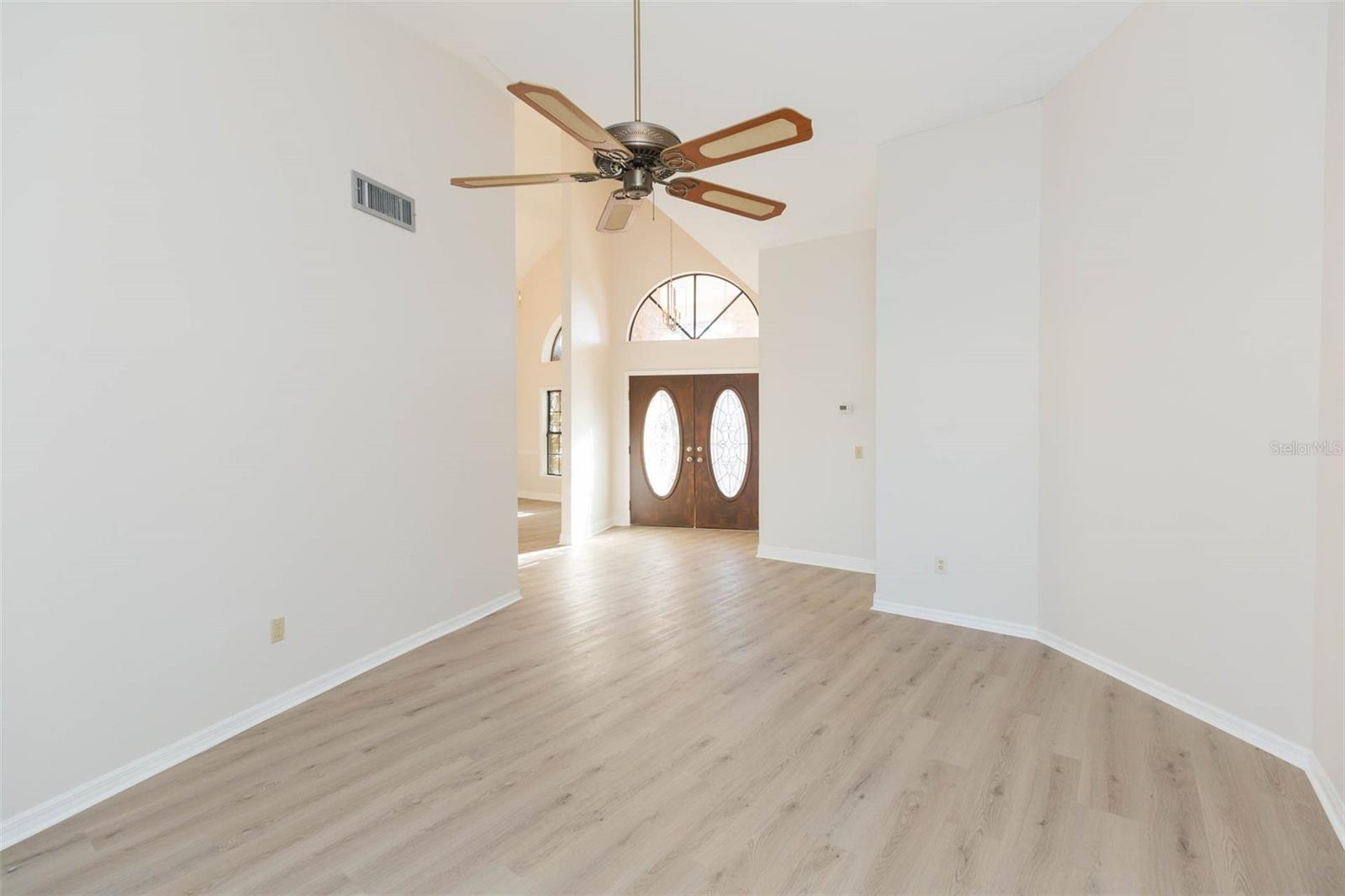 937 BUNKER VIEW DR — photo 5