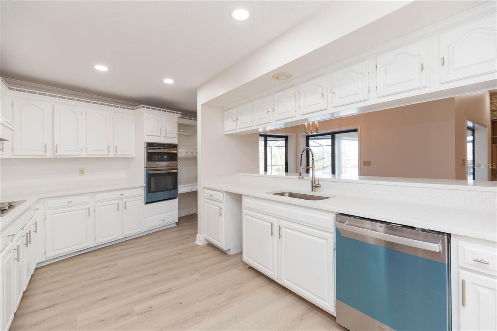 937 BUNKER VIEW DR — photo 22