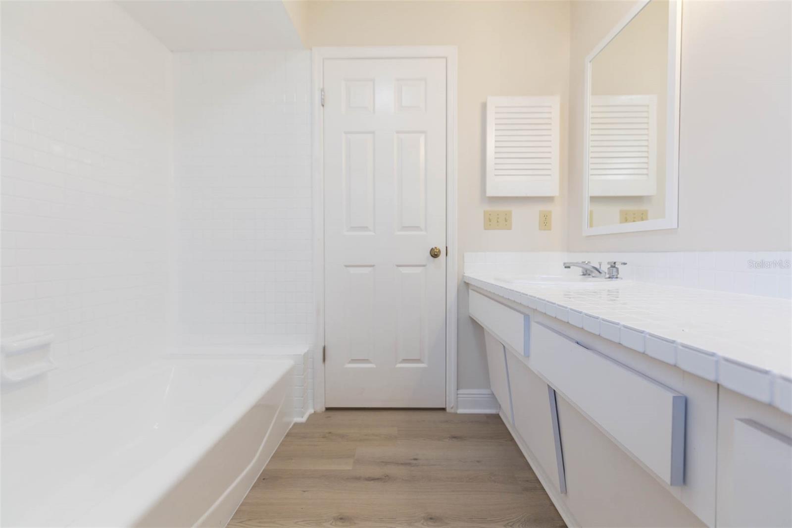 937 BUNKER VIEW DR — photo 38