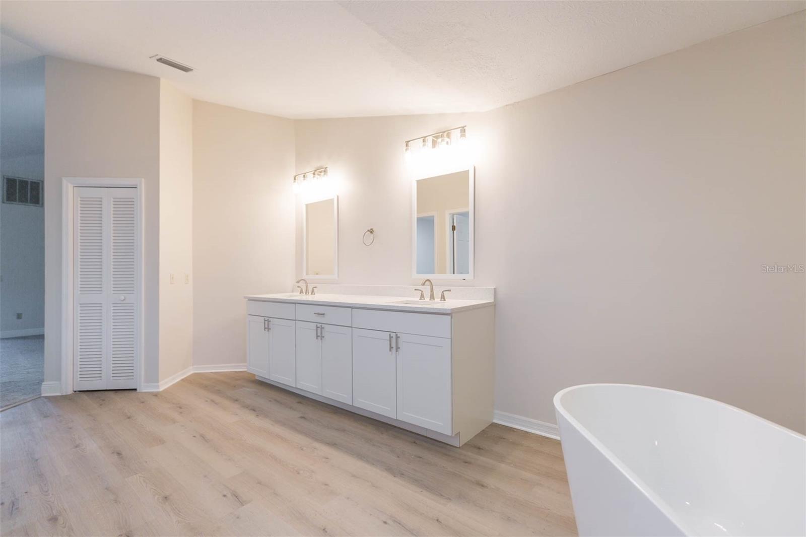 937 BUNKER VIEW DR — photo 16