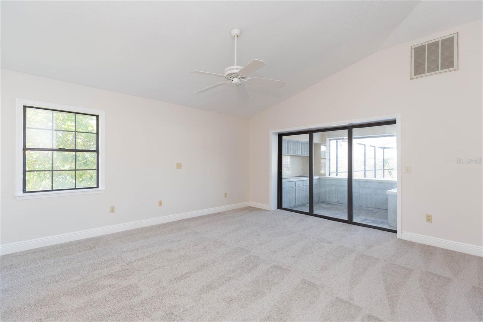 937 BUNKER VIEW DR — photo 10