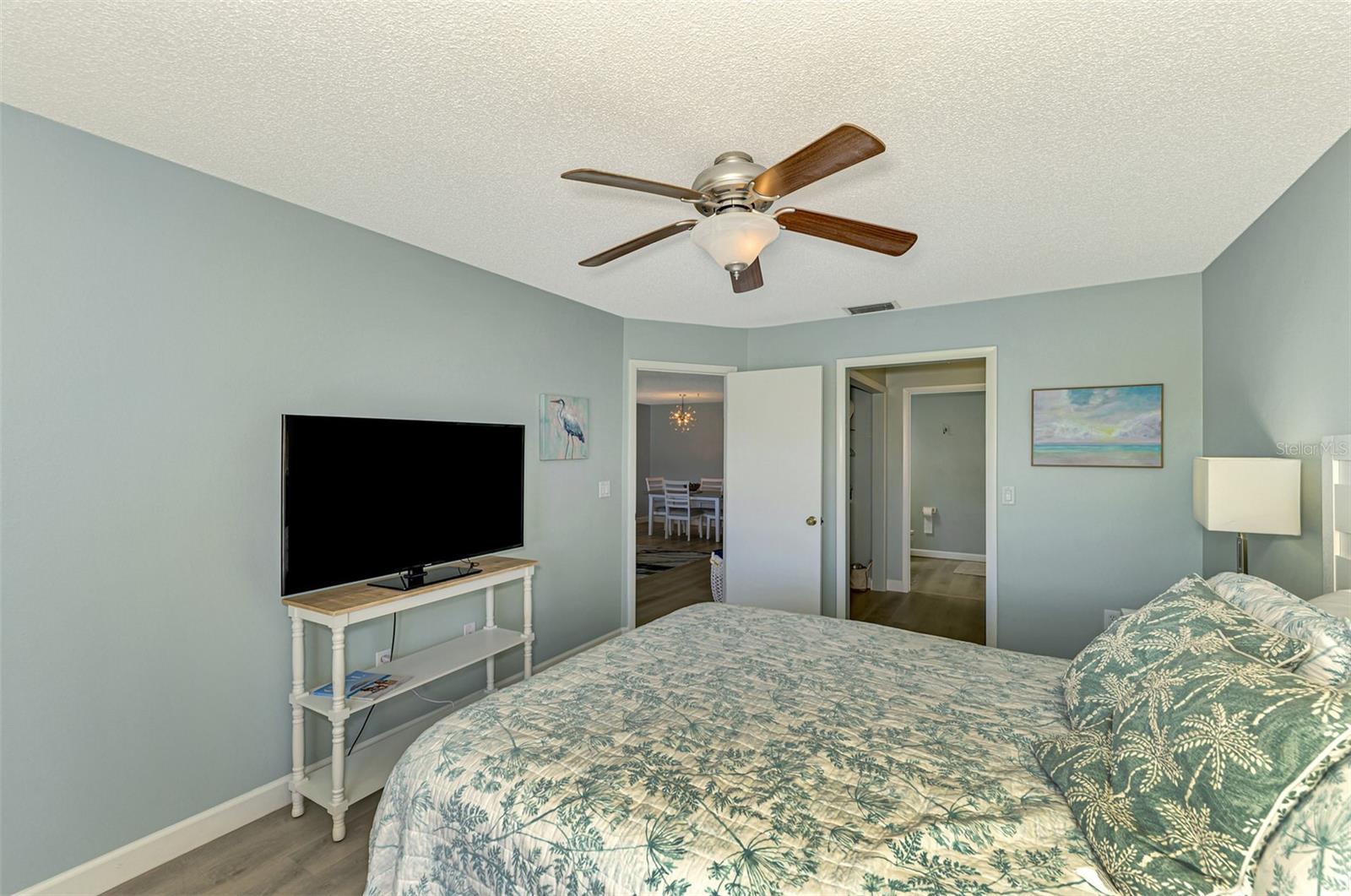 5761 AVISTA DR #5761 — photo 37