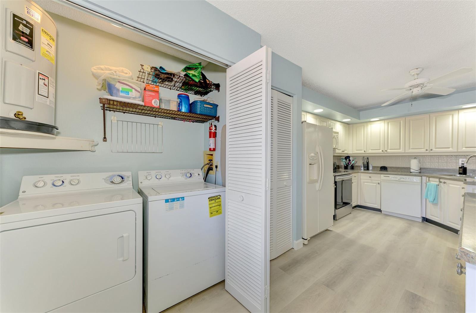 5761 AVISTA DR #5761 — photo 32