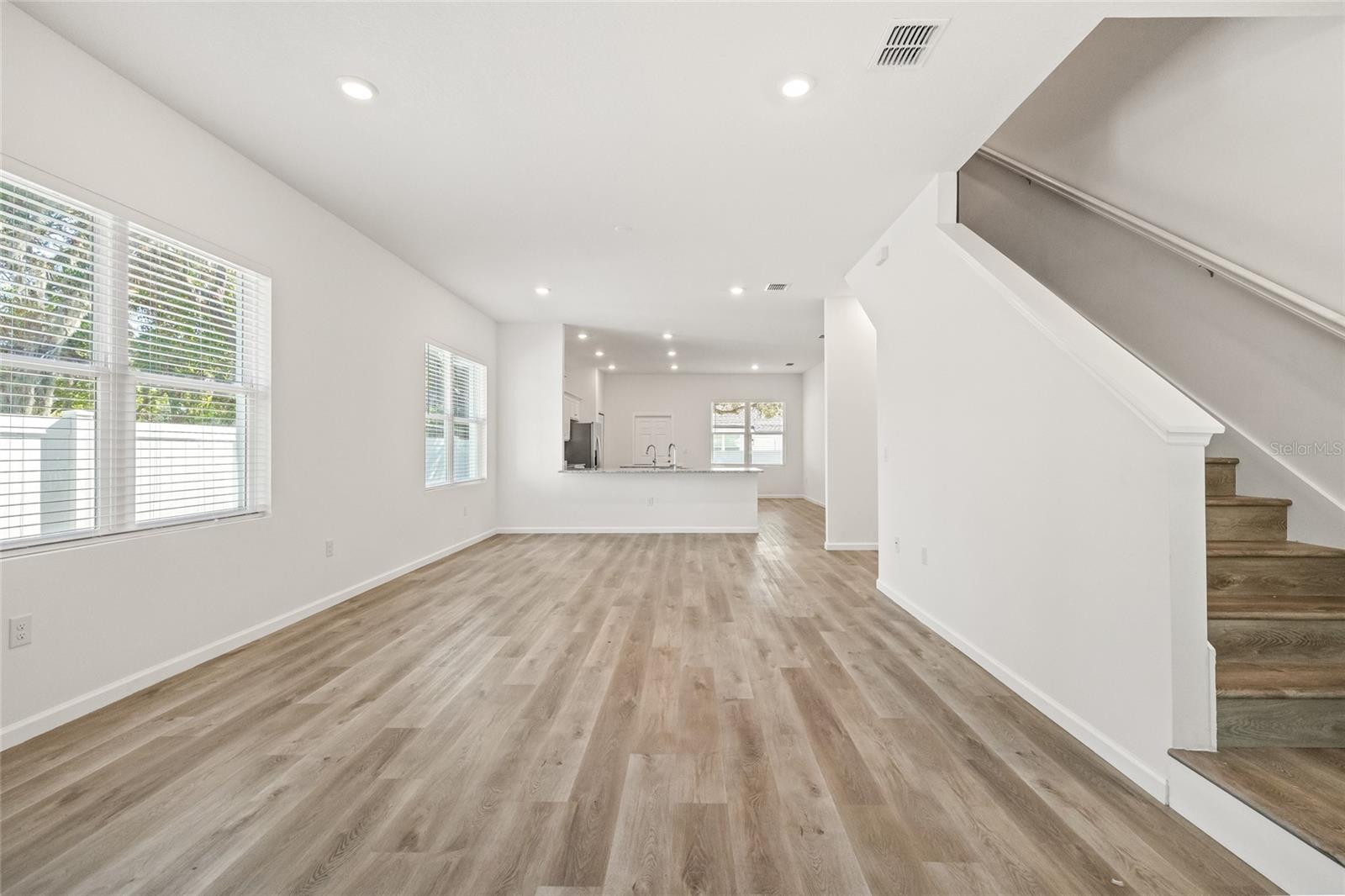 3005 E 17TH AVE — photo 9