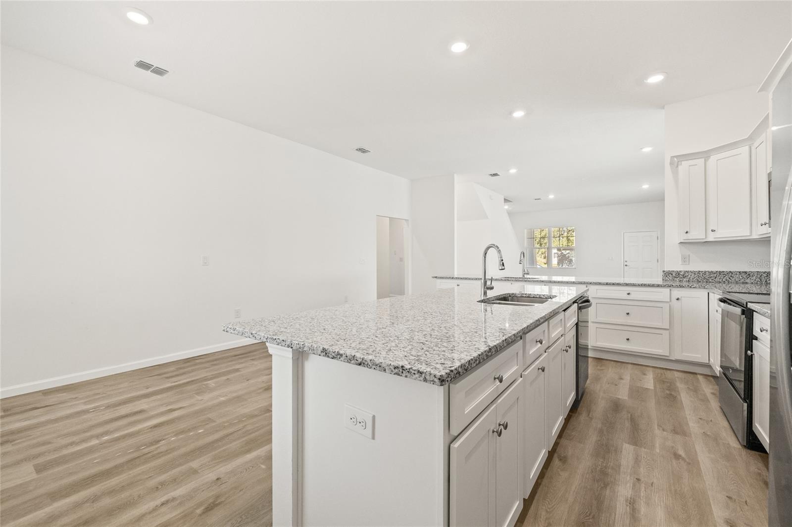 3005 E 17TH AVE — photo 22