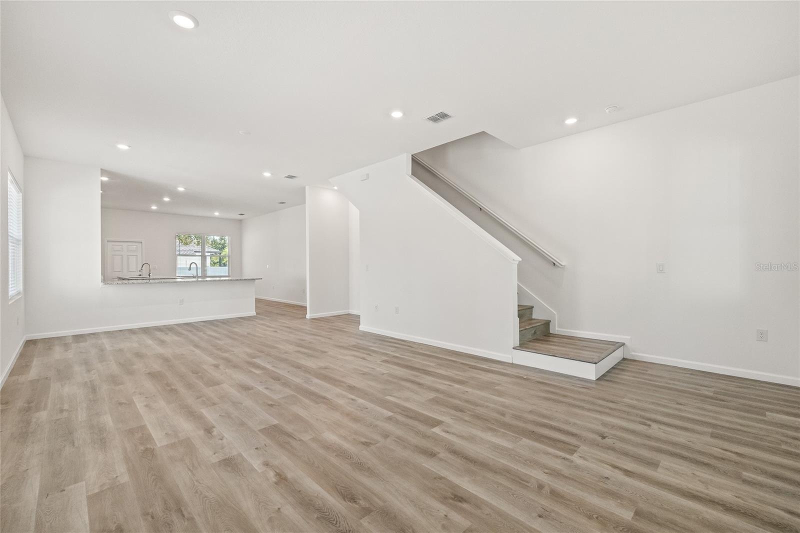 3005 E 17TH AVE — photo 8